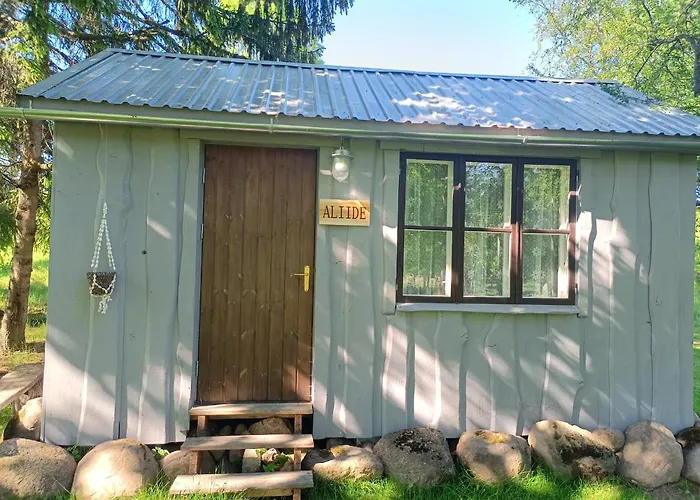 Aadniel's Village * Aula