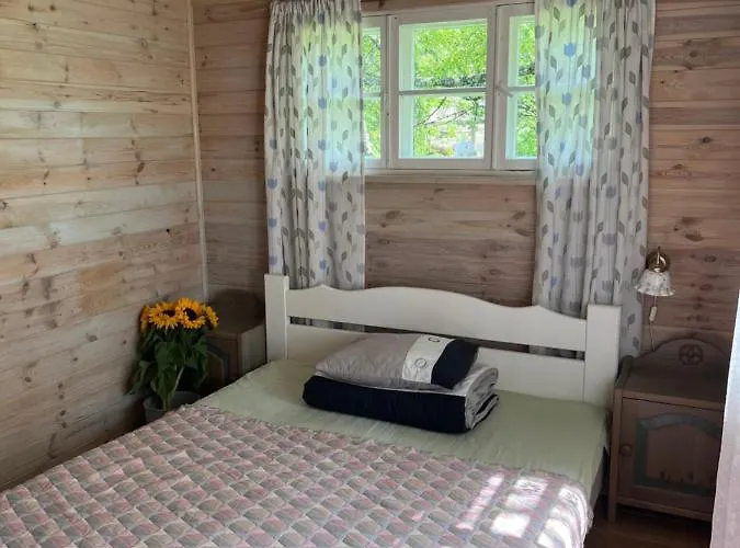 Aadniel's Village * Aula