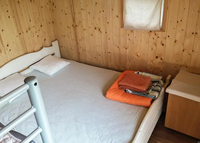 Aadniel's Village Aula