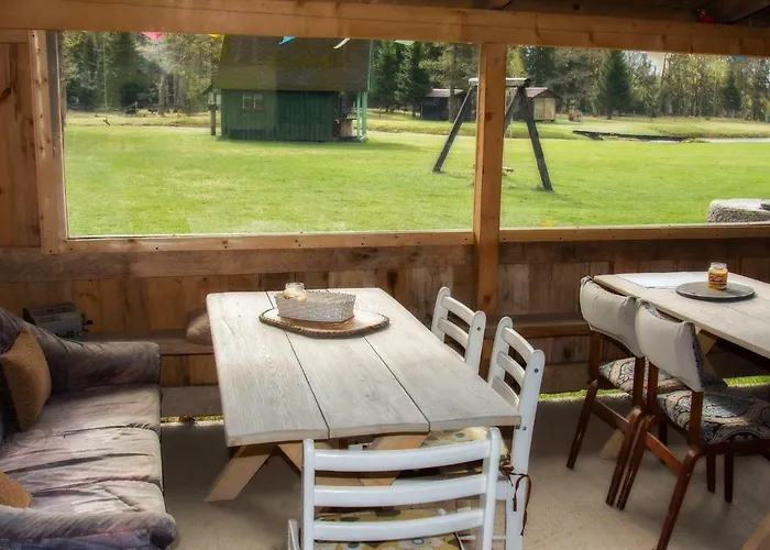 Aadniel's Village * Aula